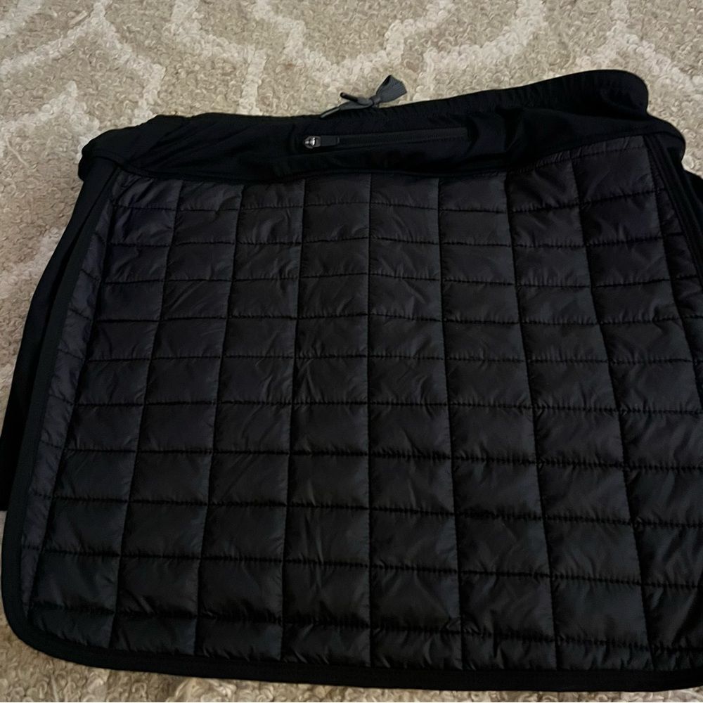 Donkey Andy Black Quilted skirt size XL